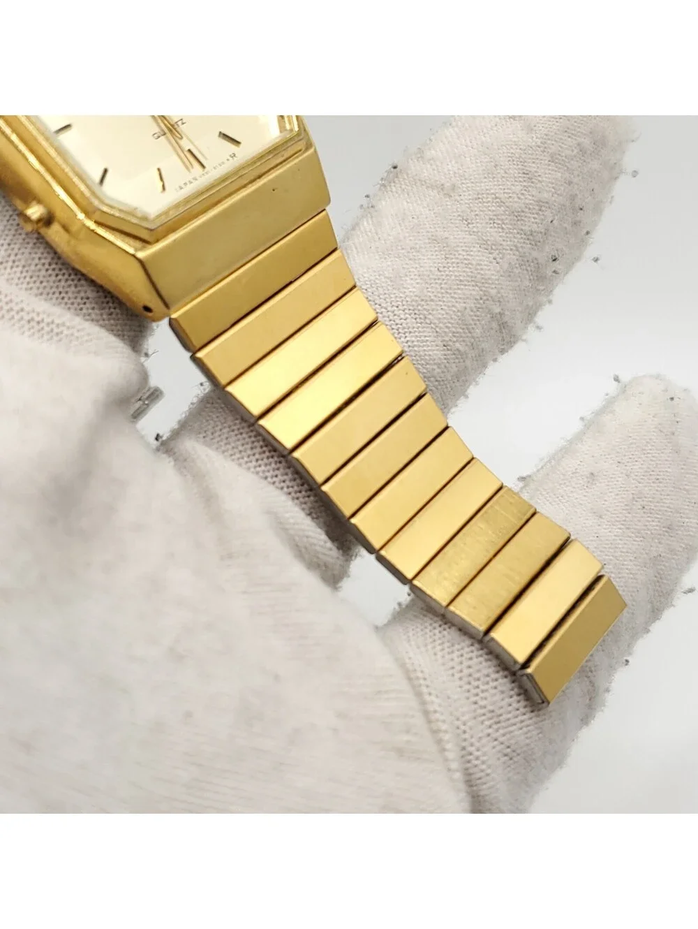 RARE VINTAGE PULSAR Quartz WATCH V031-5080 For Parts Or Repair Untested Read